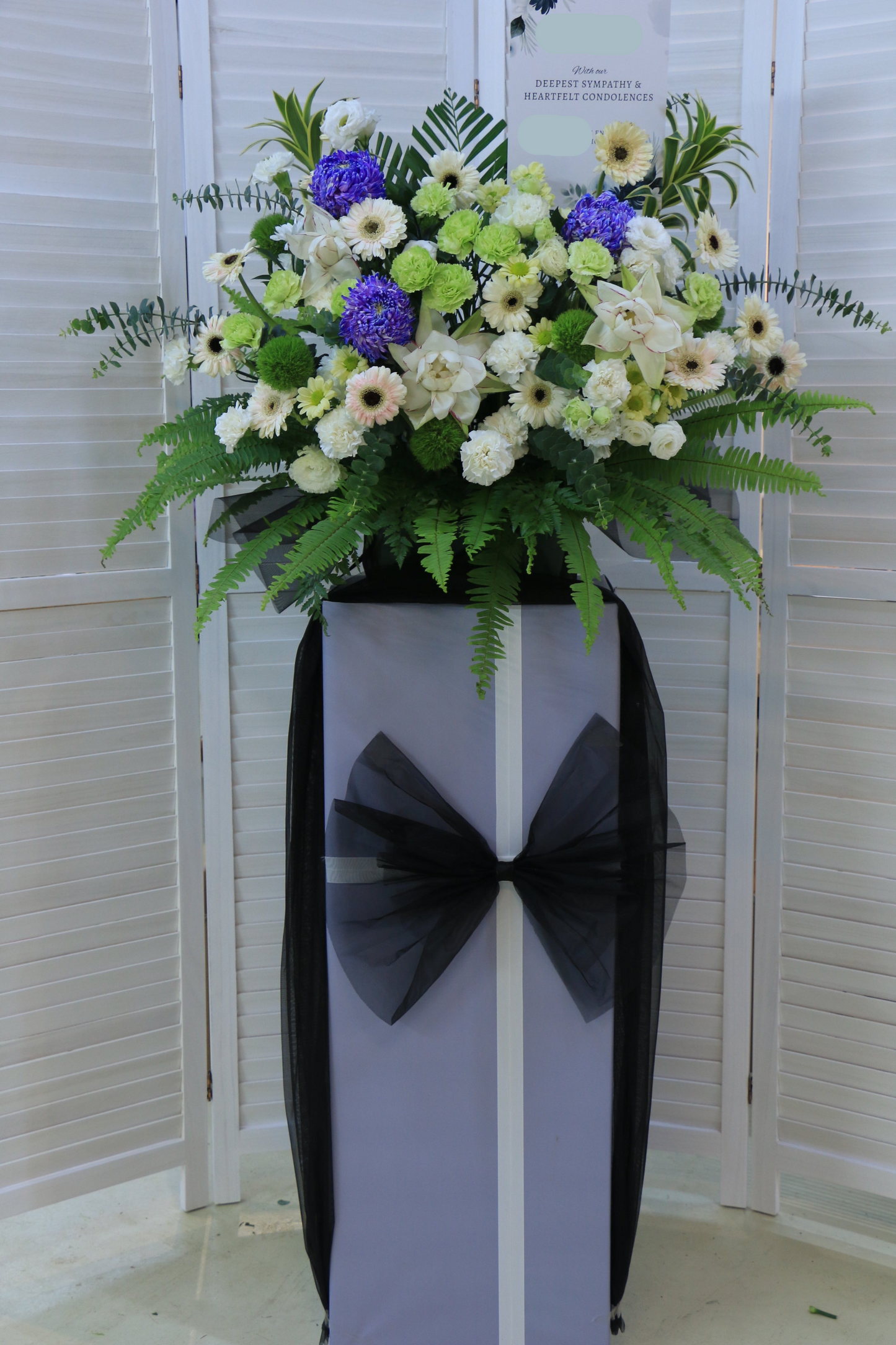 Serenity Grace|Condolence Flower