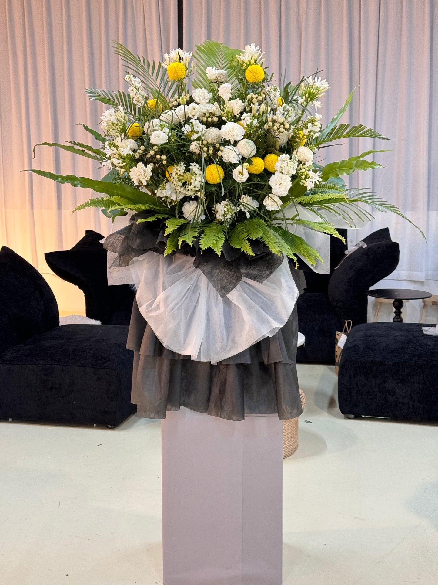 Serene Tribute |Condolence Flower