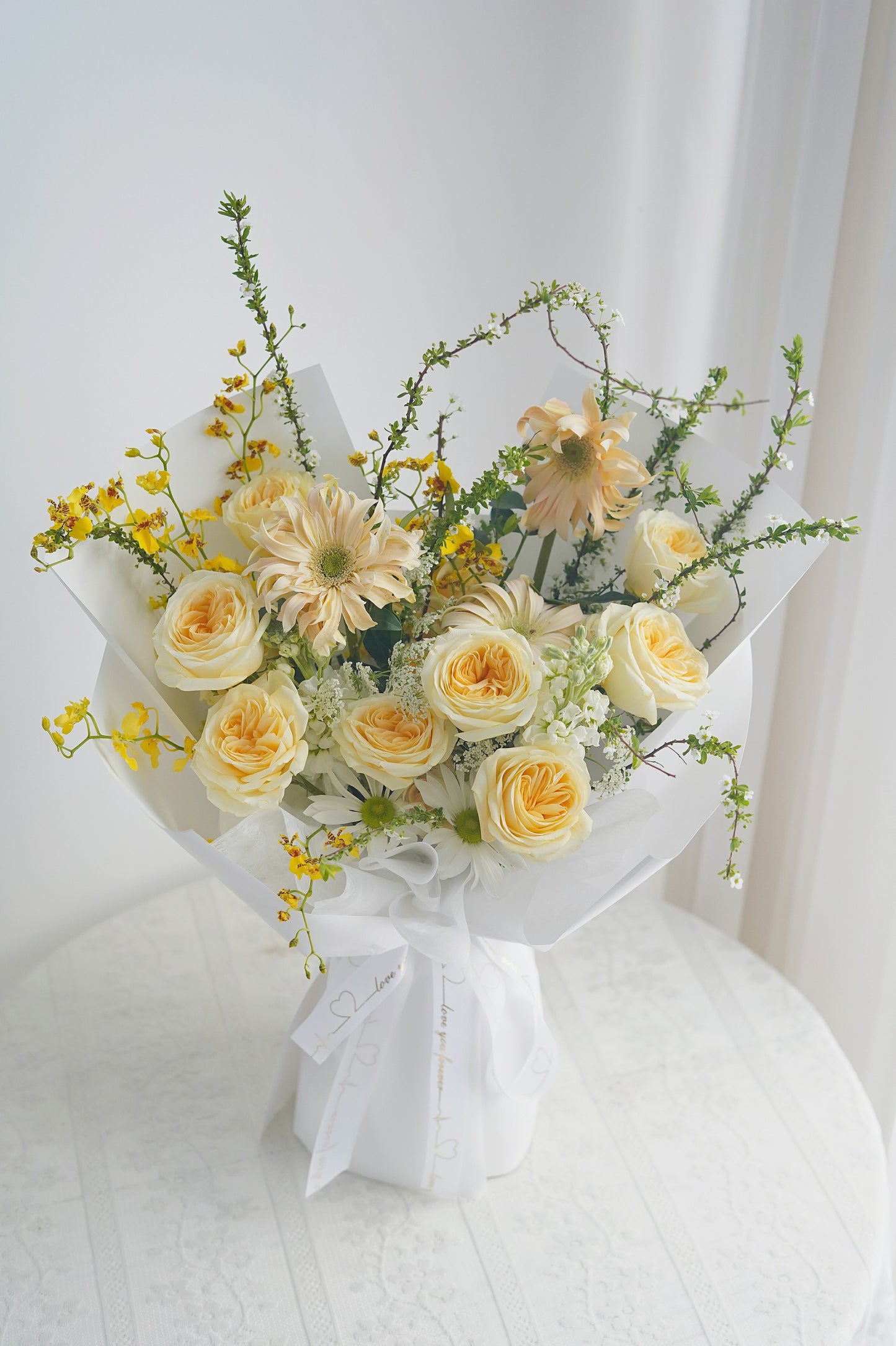 10 Stalks Roses Bouquet with Mix Flowers